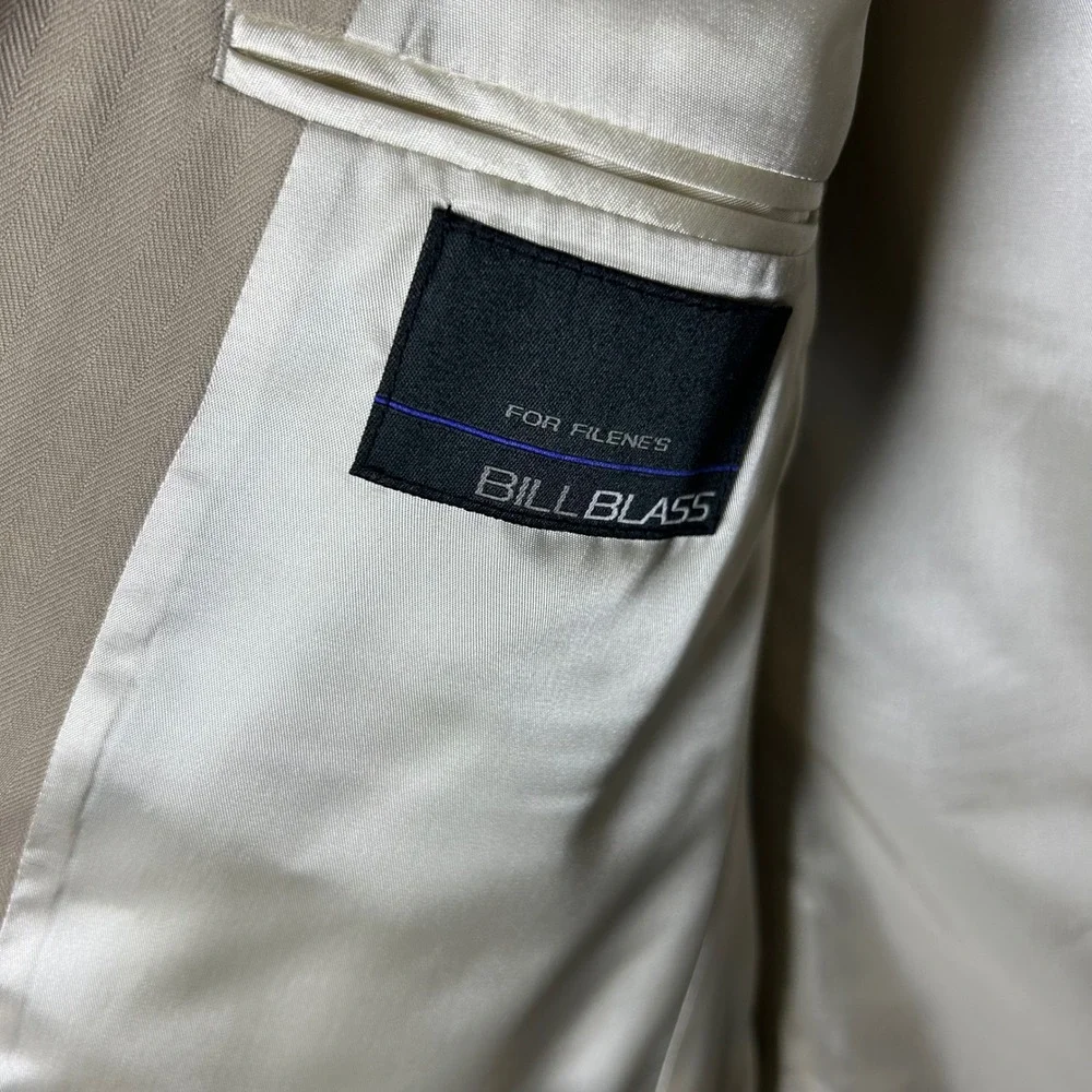 Bill Blass Mens‎ 43R Silk Blazer Tan Herringbone 3 Button Sport Coat Jacket